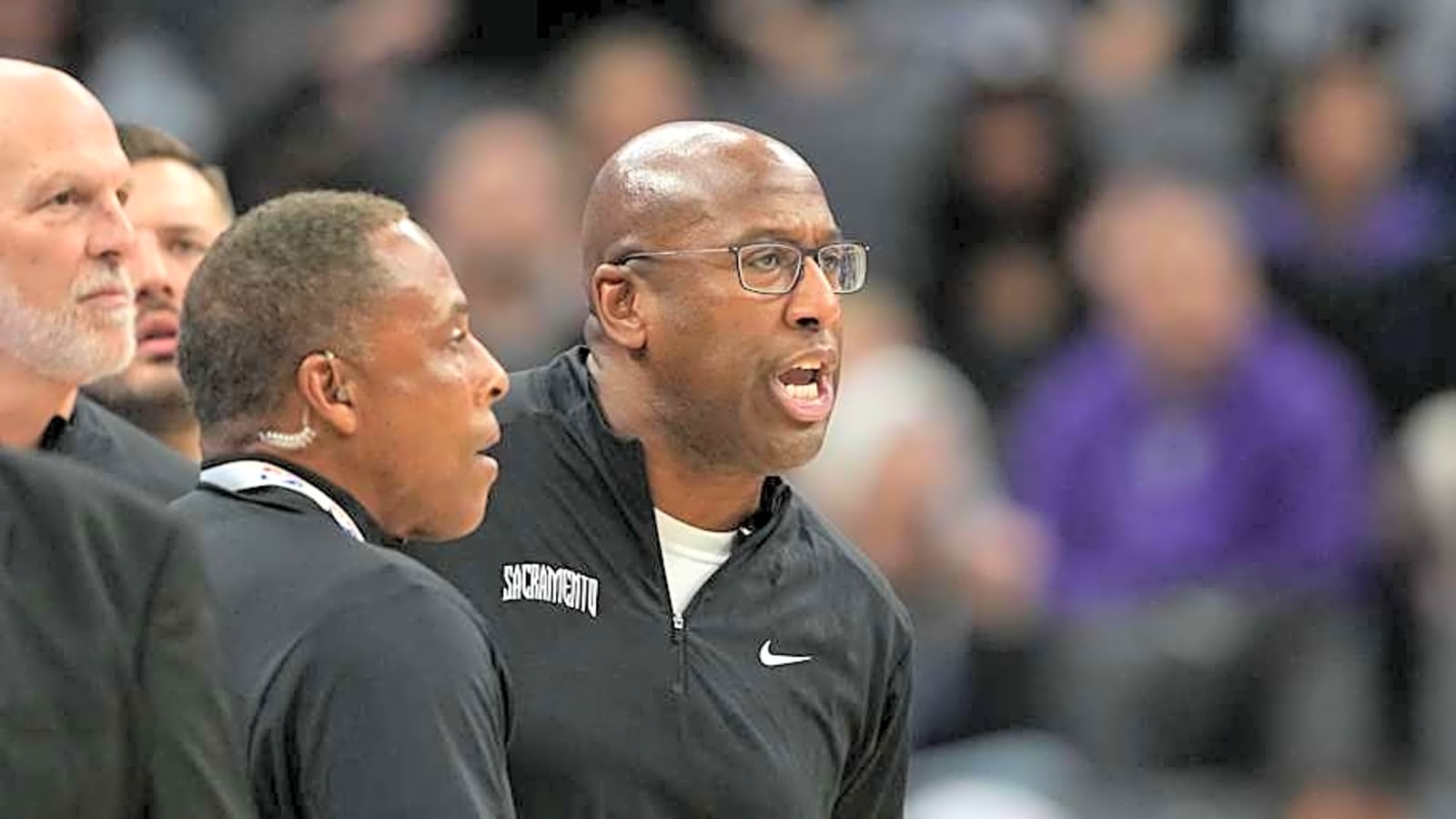 Knicks Expected to Hire Ex-Warriors, Lakers Coach