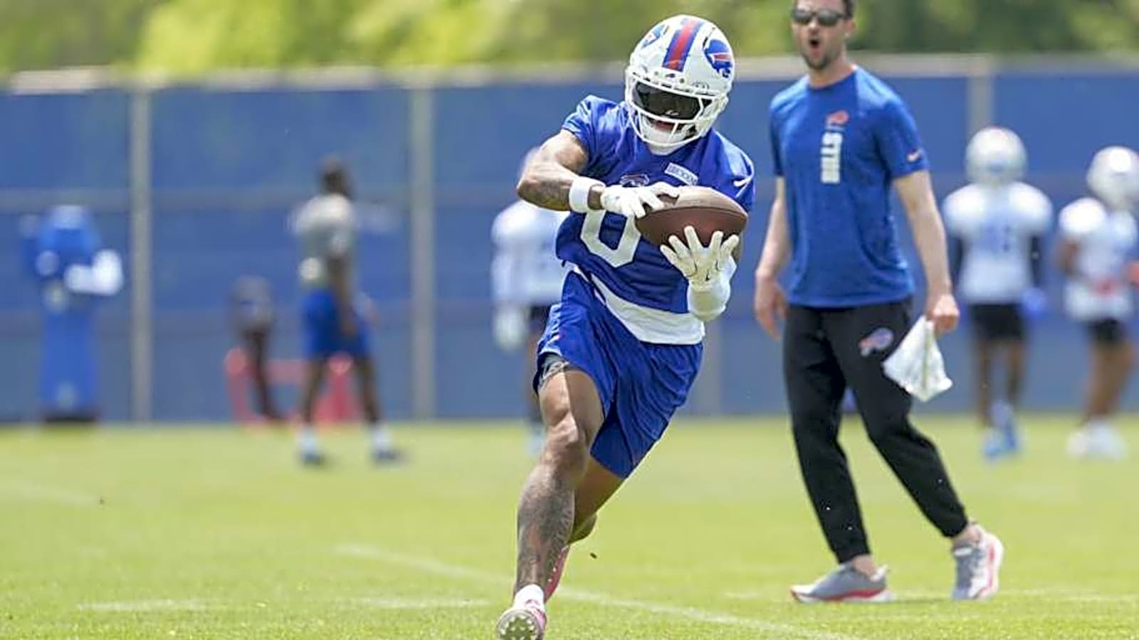 Buffalo Bills predicted breakout player would be perfect gift for 2025 season