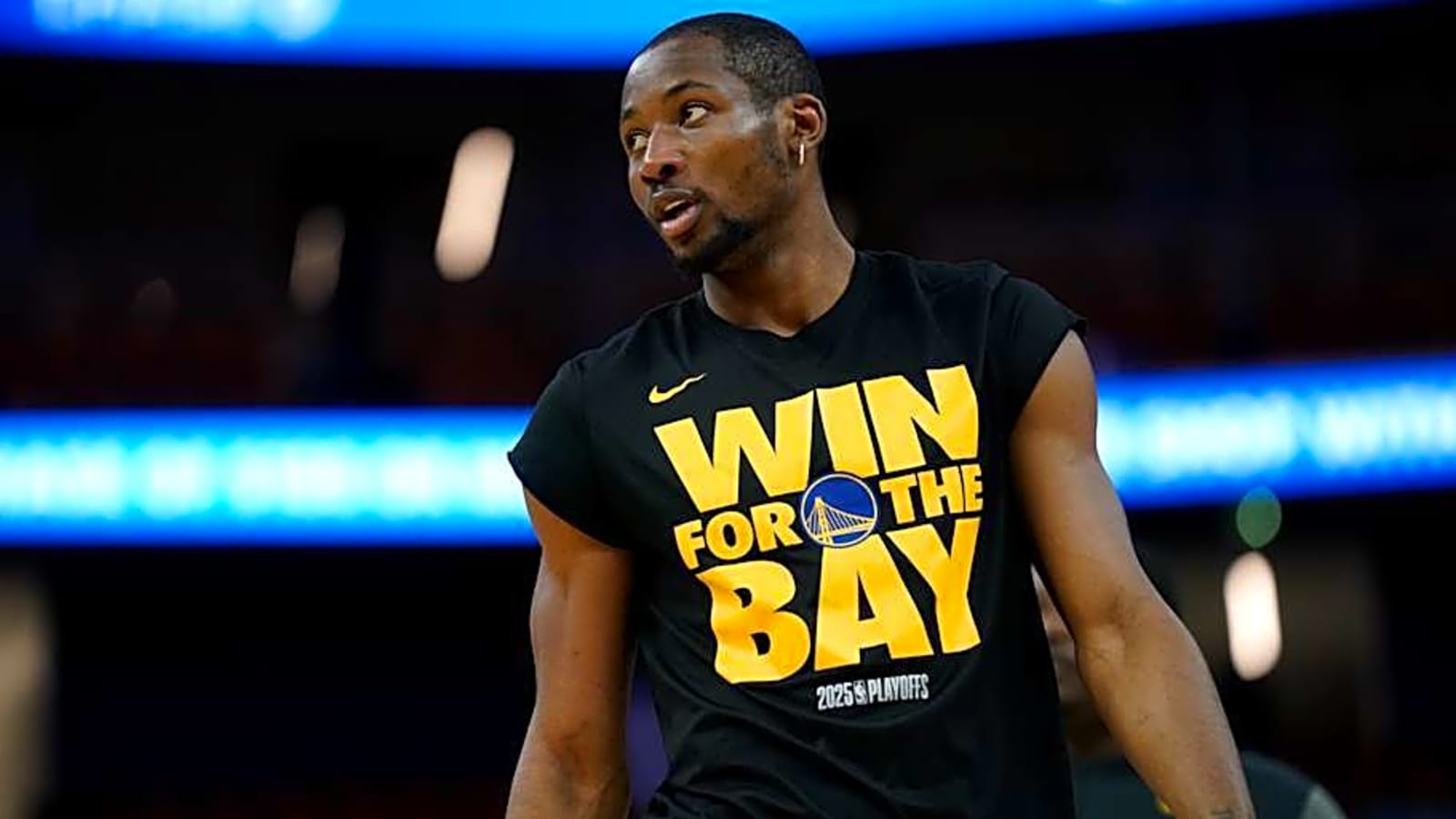 Suns Making &#39;Lucrative Push&#39; For Top Free Agent