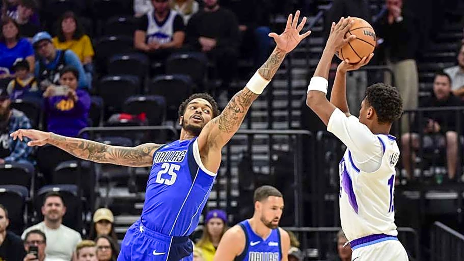Ace Bailey Exits Game With Injury in Jazz vs. Mavericks