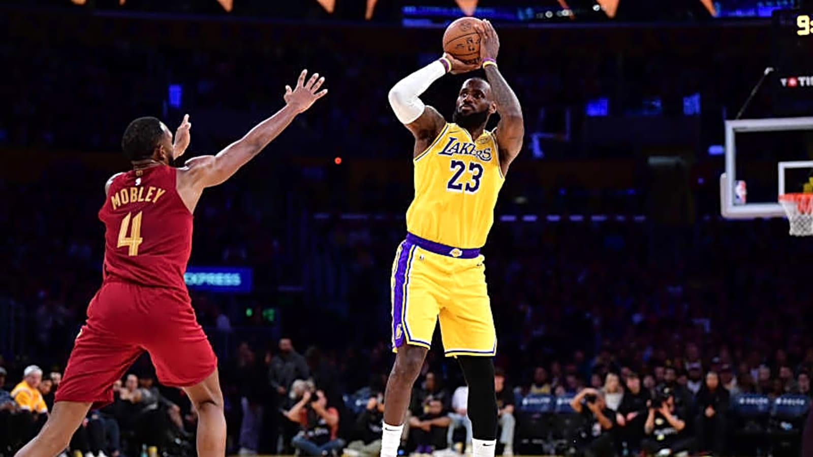NBA Insider Reveals Why Cavaliers Need to Trade for LeBron James