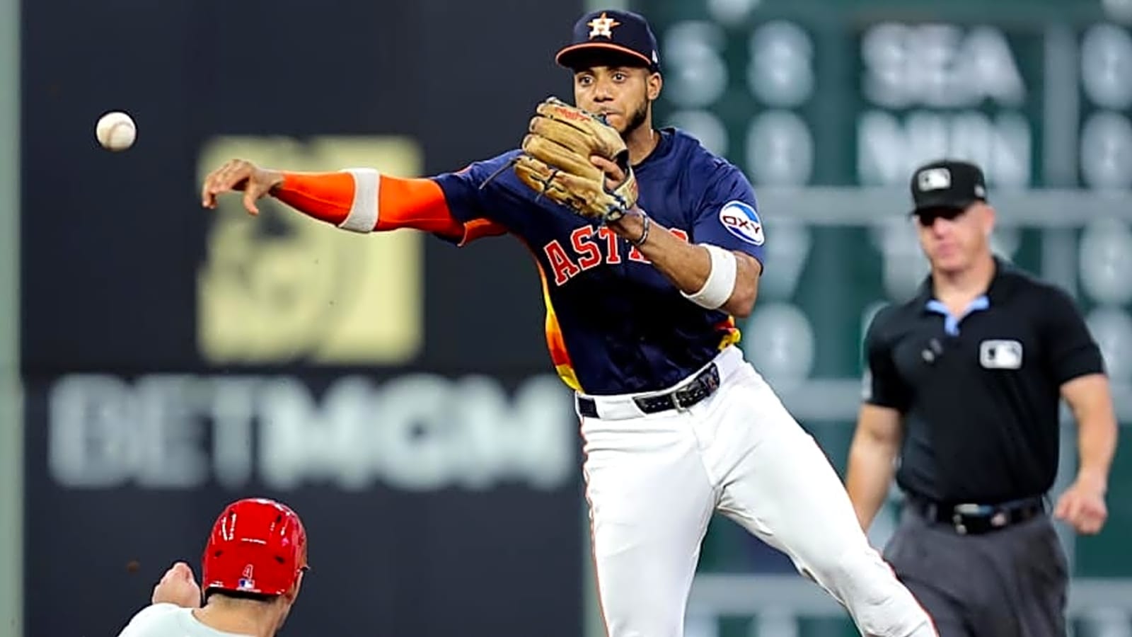 Astros May Have Lost Chance to Extend Star Shortstop Due to Scott Boras