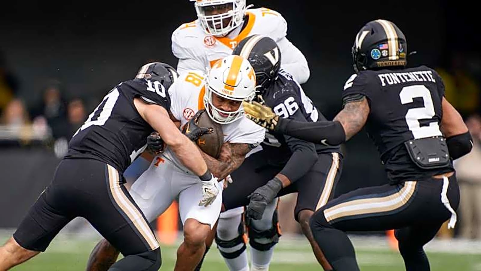 “That’s Part of the Reason I Came Here”: Langston Patterson Takes The Development of Vanderbilt Football Personally