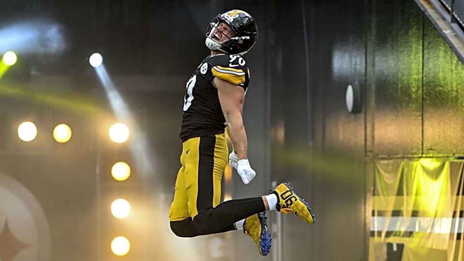 Bill Cowher Has Bold Idea for Steelers