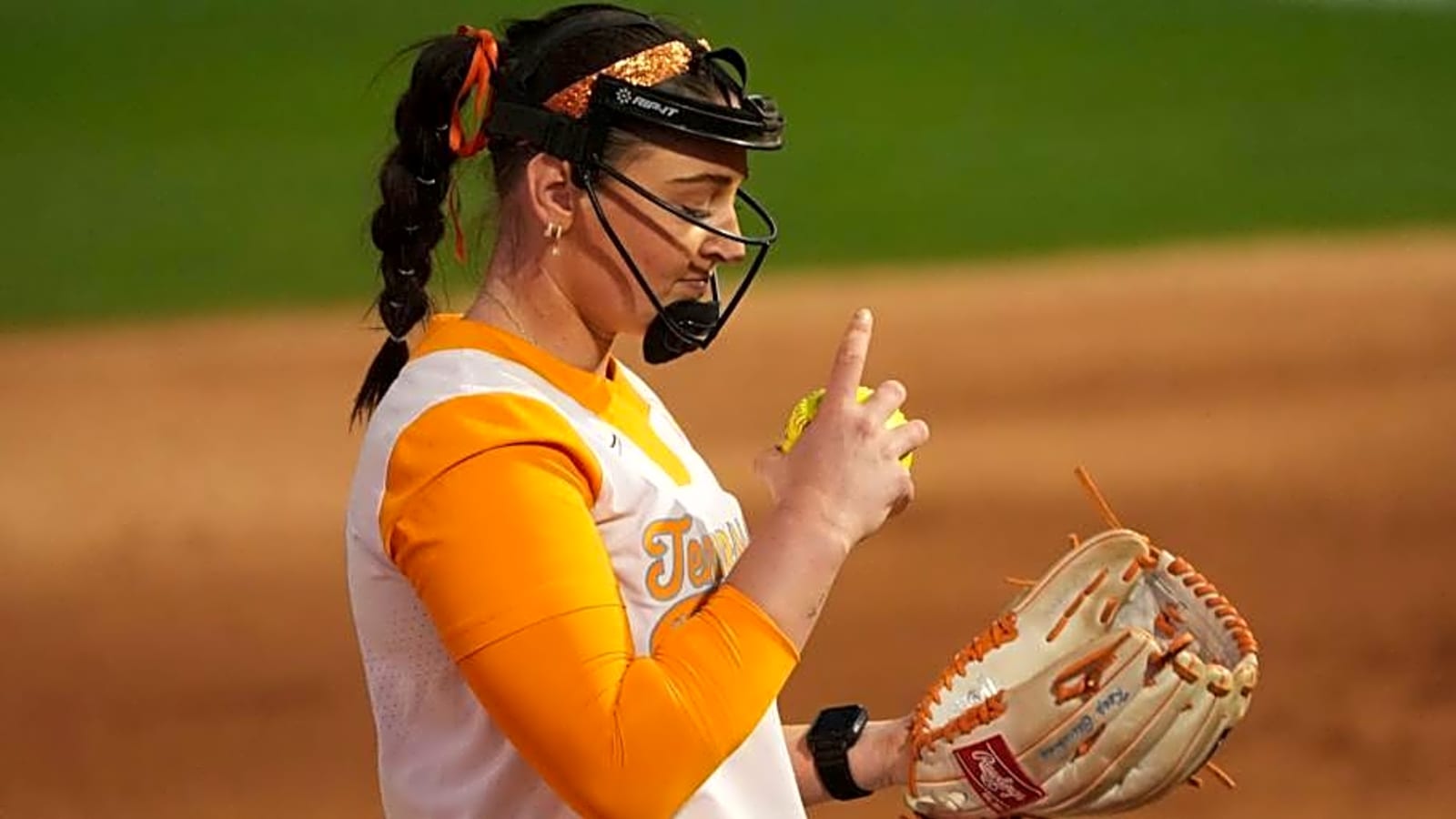 Tennessee Lady Vols Softball Dominate Carson Newman in Fall Scrimmage