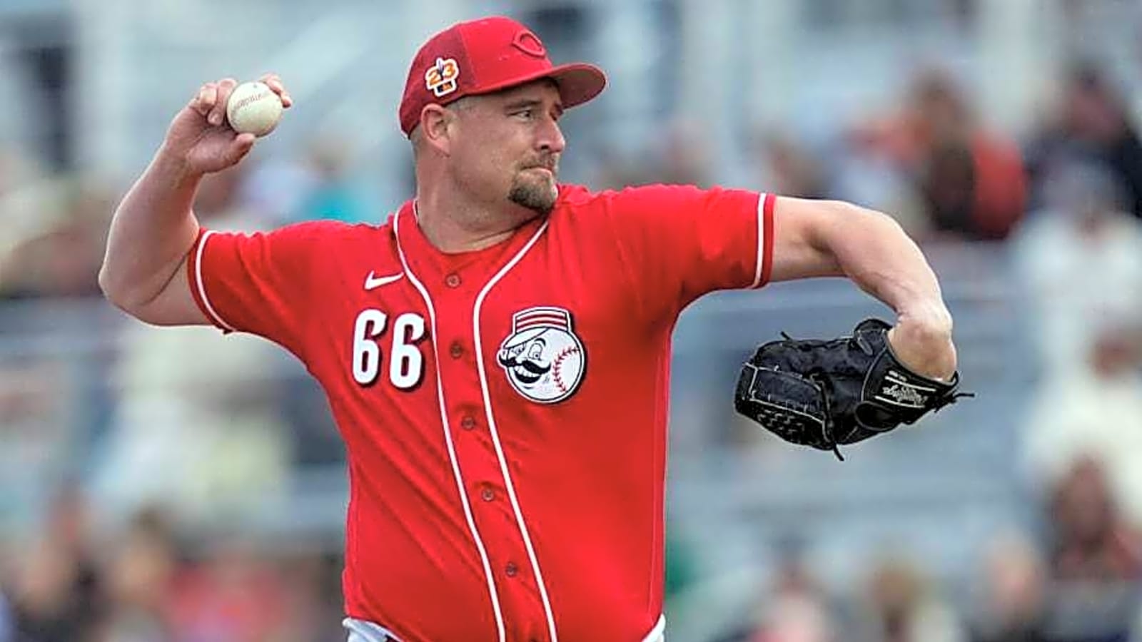 Former Cincinnati Reds Pitcher Signs Minor League Deal With New York Yankees