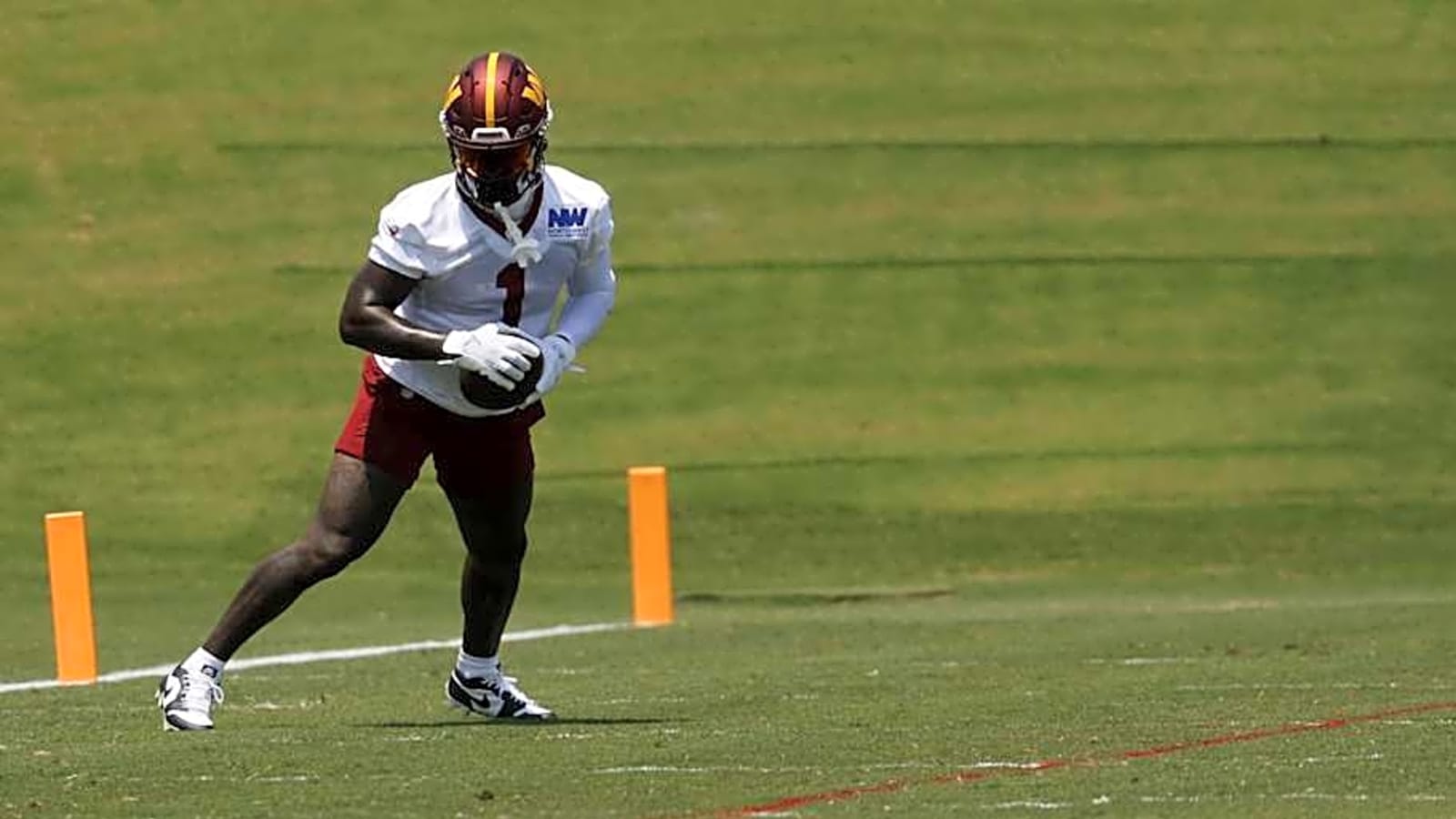 Eagles Legend Called Out Commanders’ Deebo Samuel