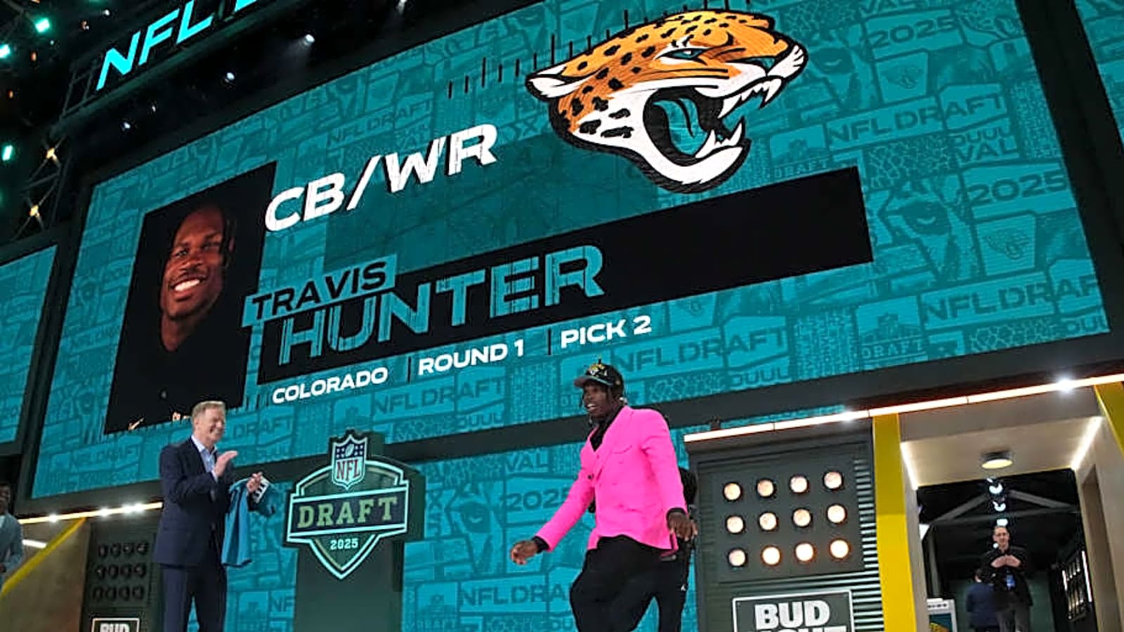 Are Pundits on the Jaguars Two-Way Plan Off Base?