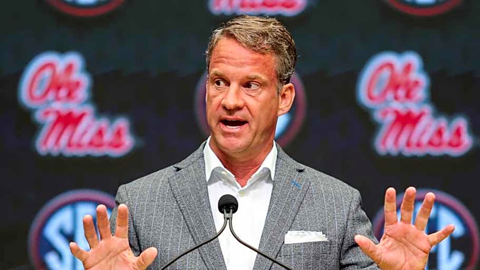 SEC Coach Reacts to Idea of Saban Returning to Coaching