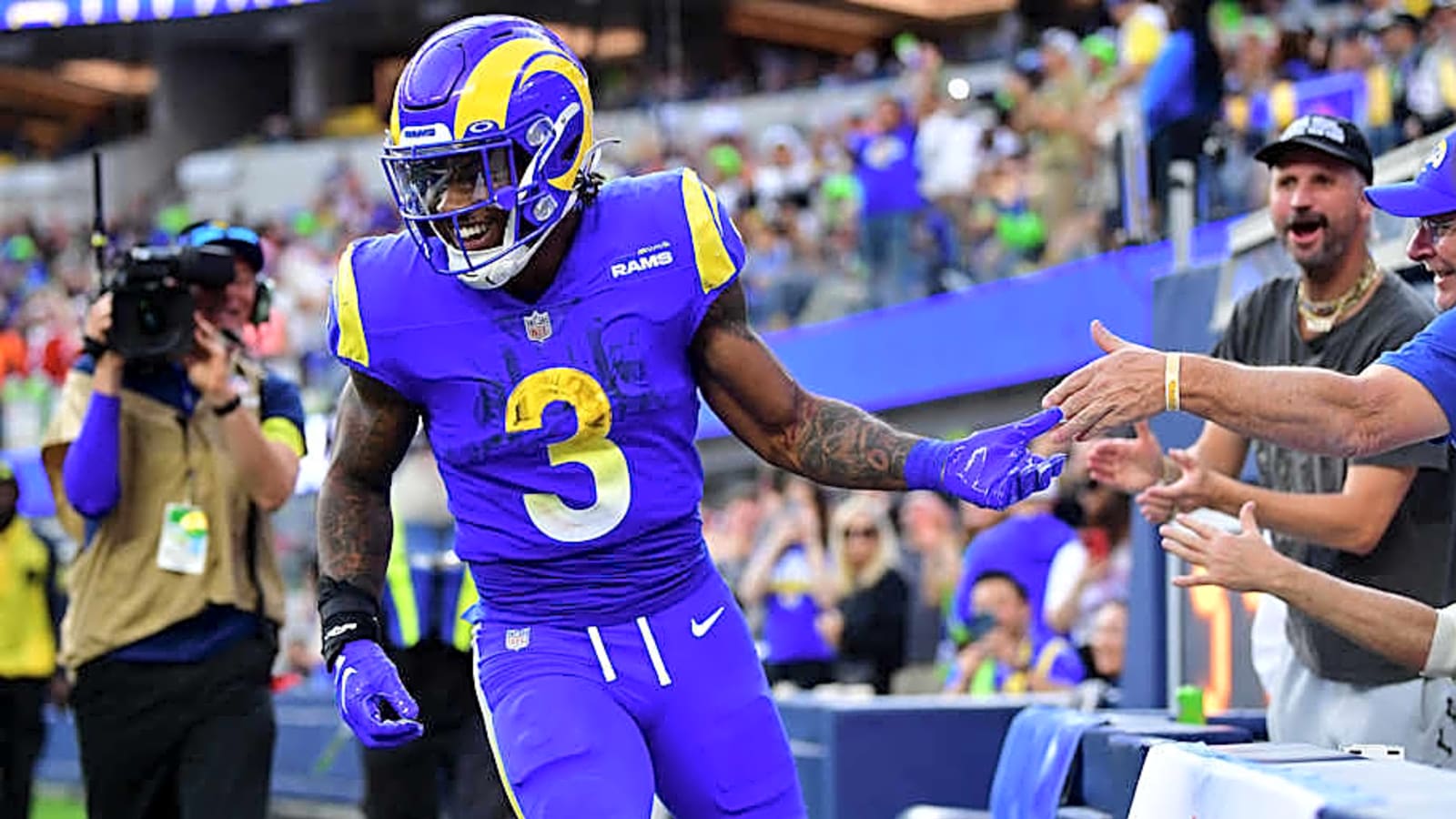 Former Rams Super Bowl Winner Signs With the Saints