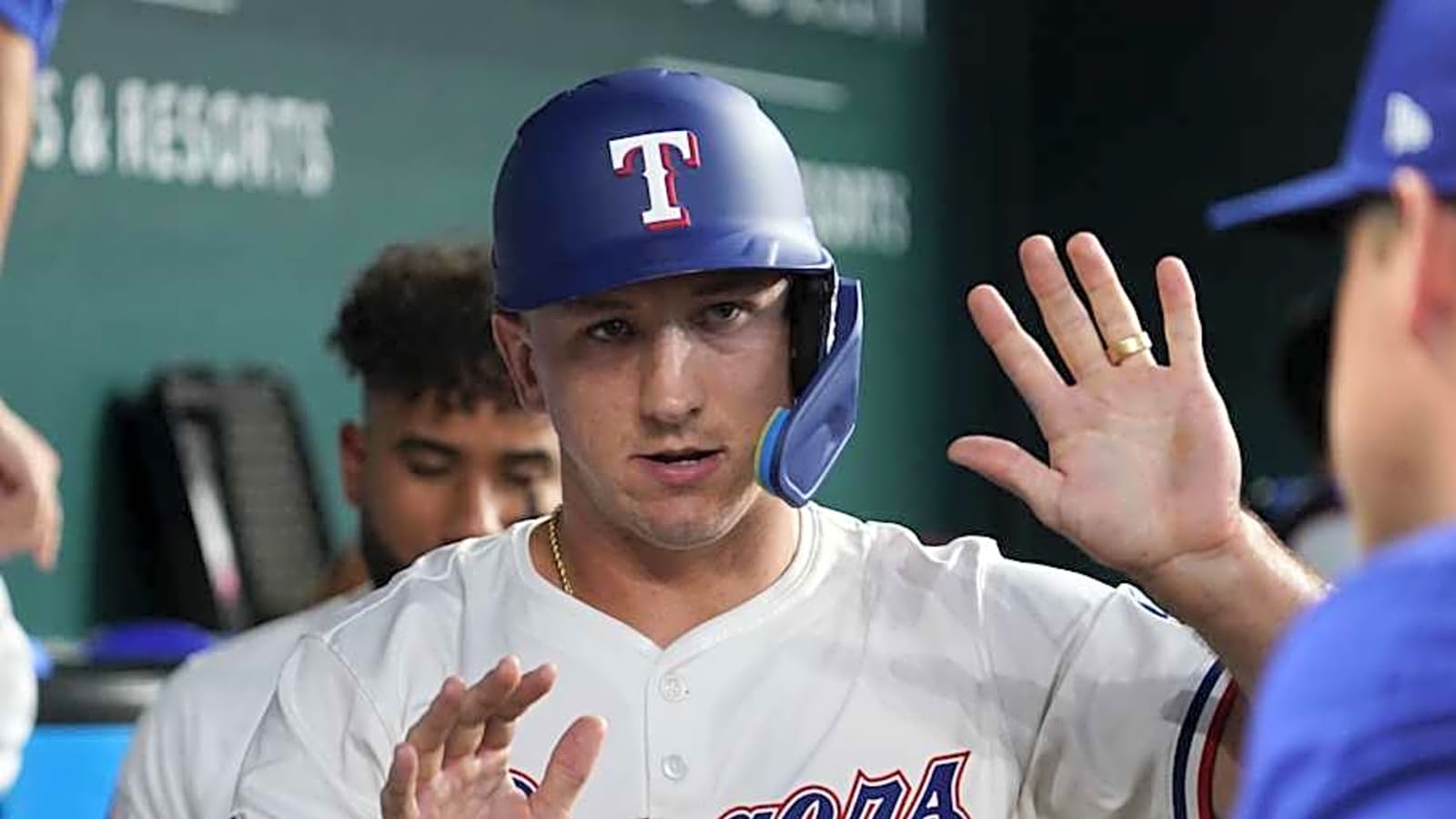Former Florida Gators Stars Share Heartwarming Moment as Members of Royals, Rangers