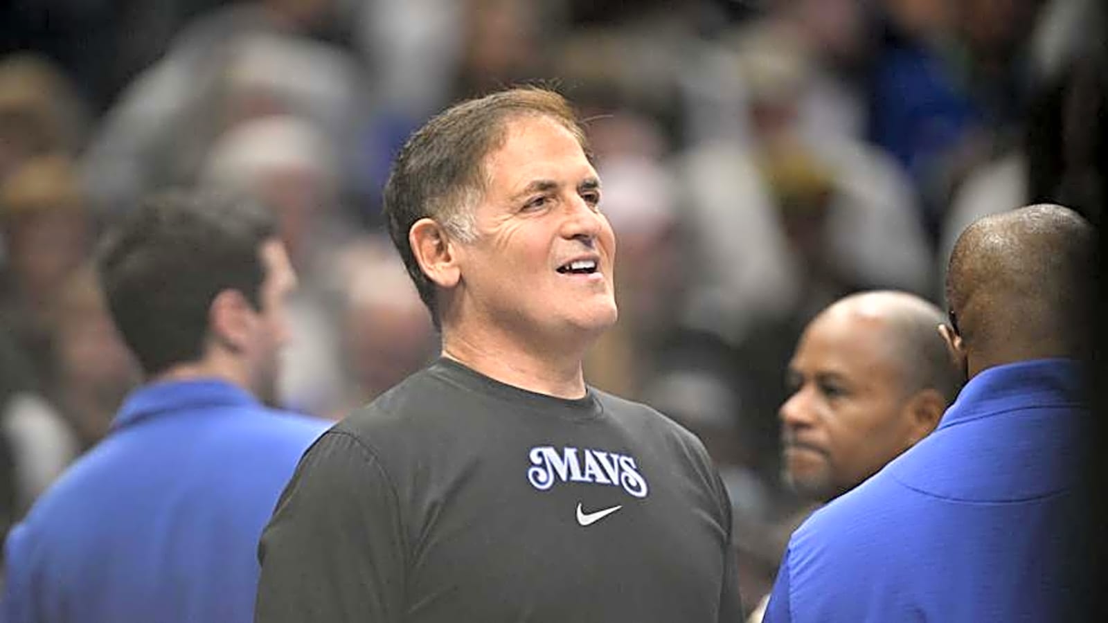 Mark Cuban Wore Kyrie Irving&#39;s Shoes in Pablo Torre Showdown