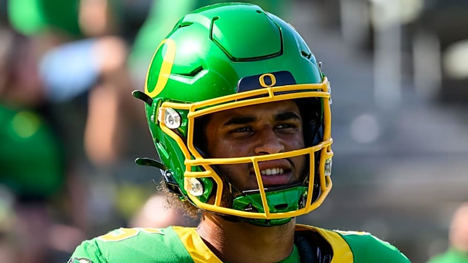 Oregon Ducks Quarterback Dante Moore&#39;s Expectations: Heisman Trophy Finalist?