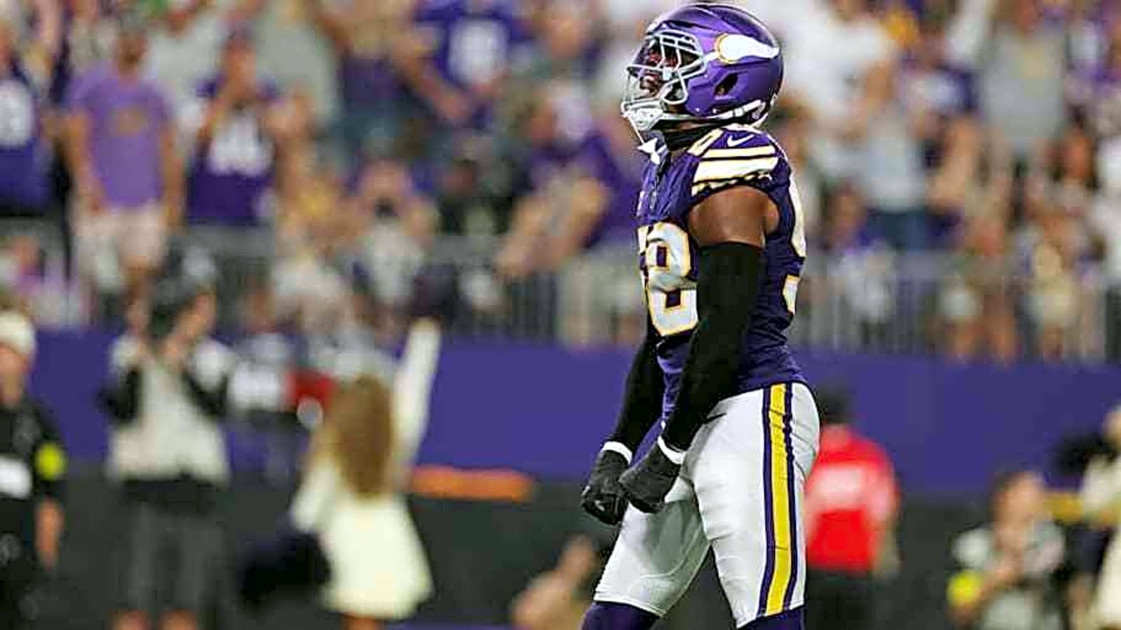 Colts Could Battle NFC Juggernaut to Secure Jonathan Greenard