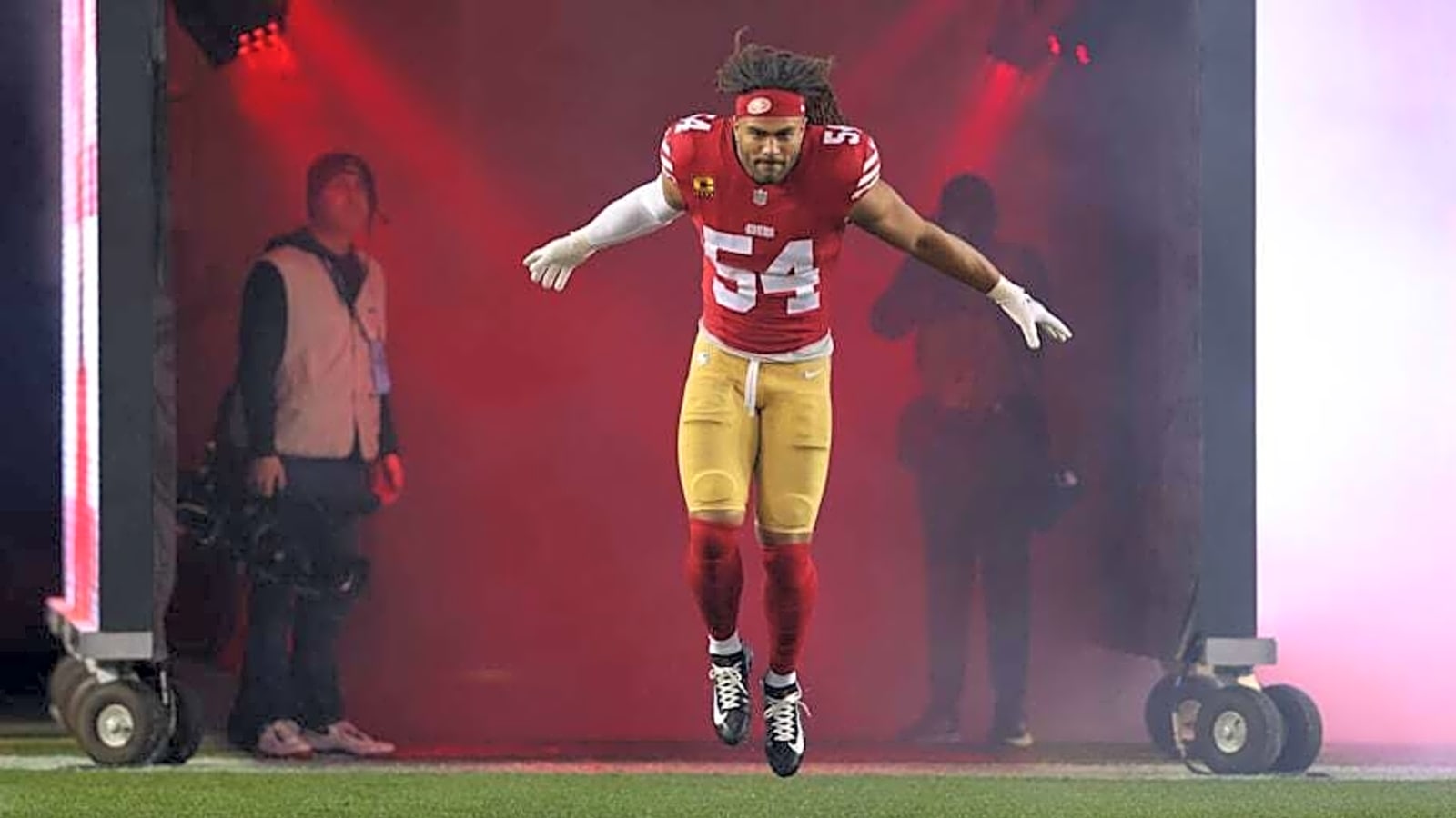 49ers Officially Announce Fred Warner&#39;s Extension