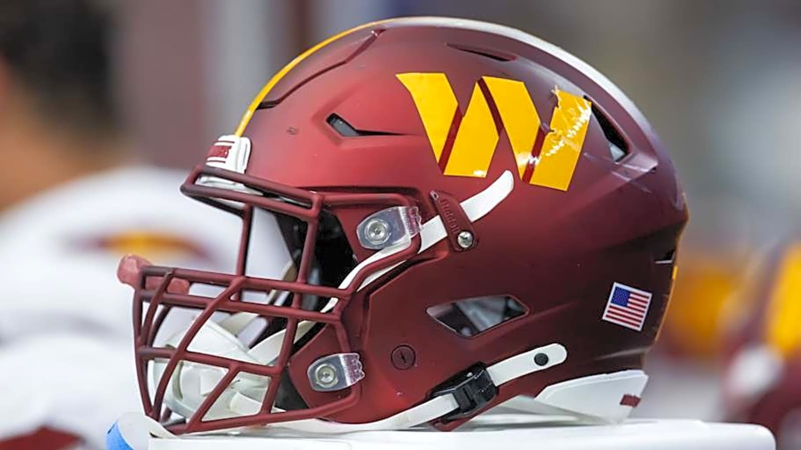What is the Commanders&#39; &#39;dream scenario&#39; in the NFL Draft?
