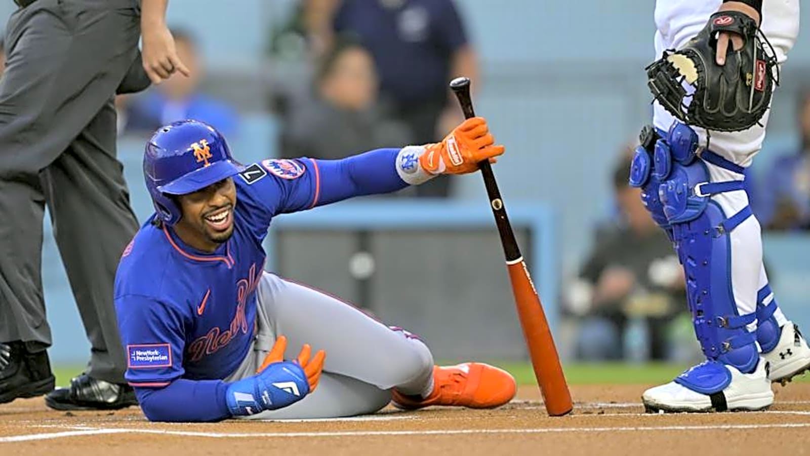 Mets&#39; Francisco Lindor dealing with broken pinky toe