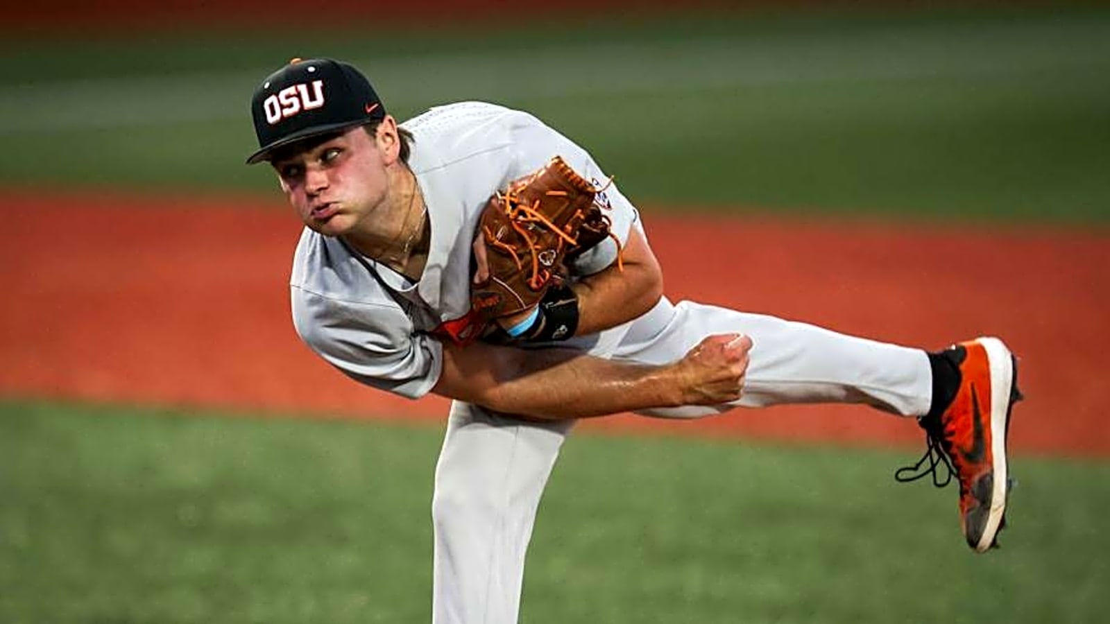 State of the Beavs: Beaver Baseball Back in Omaha + Pac-12 Expansion Invites Incoming