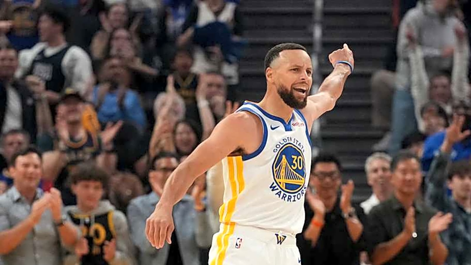 Stephen Curry Wears Kevin Durant's Retro KD 4 Shoe Prior to Rockets-Warriors Battle