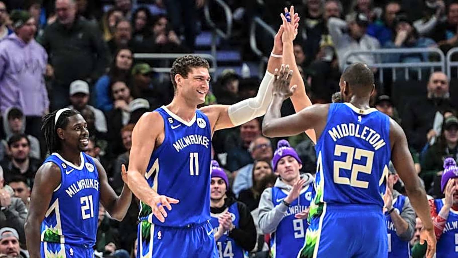 Bucks Notes: Bucks Talked Trade for All-Star, Linked to $134.4M Guard, Pacers Star on Myles Turner Exit