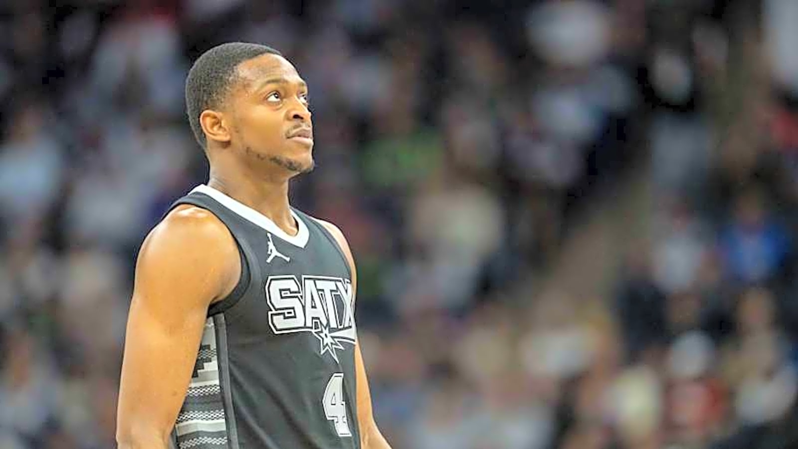NBA World Concerned at De&#39;Aaron Fox&#39;s Spurs Decision