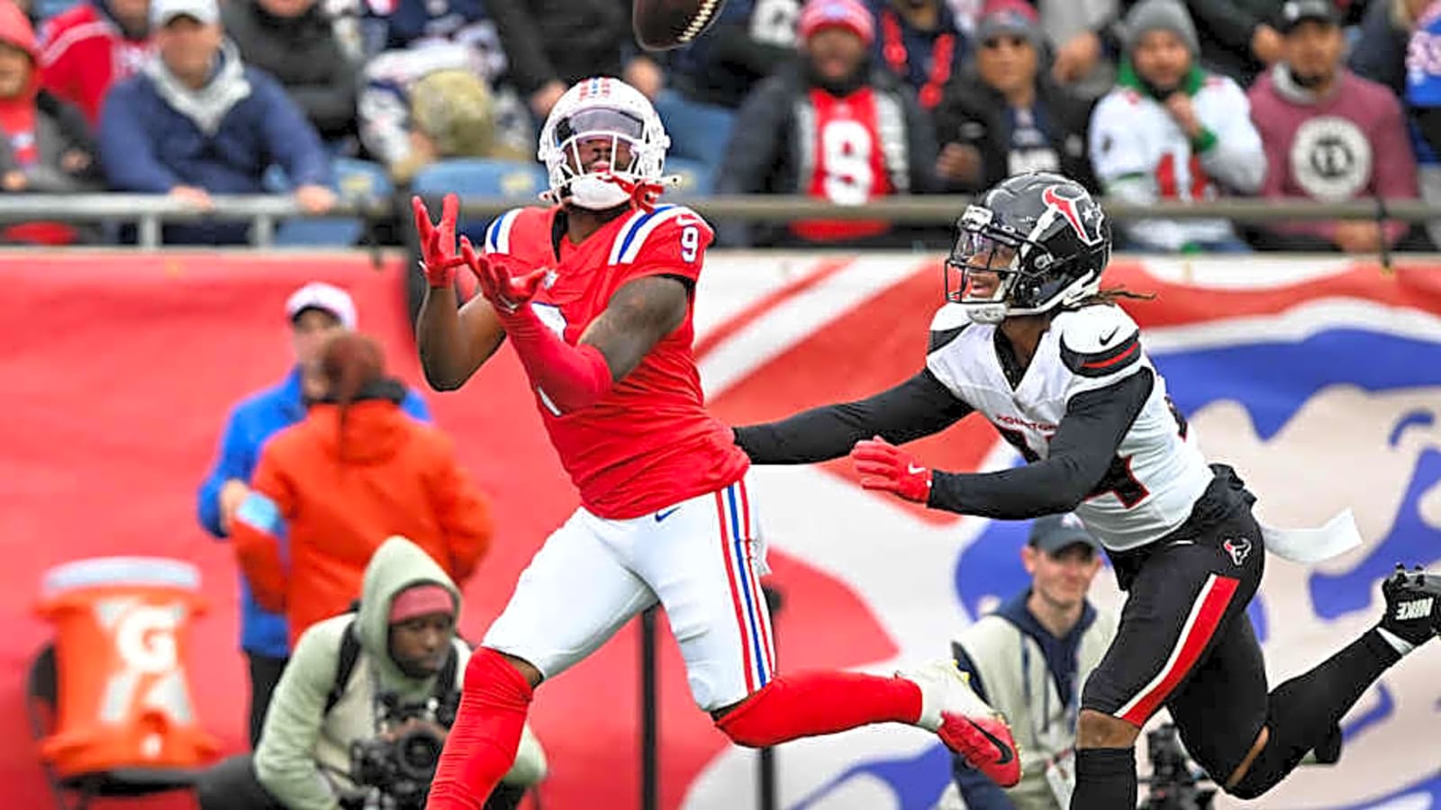Patriots Looking To Trade WR