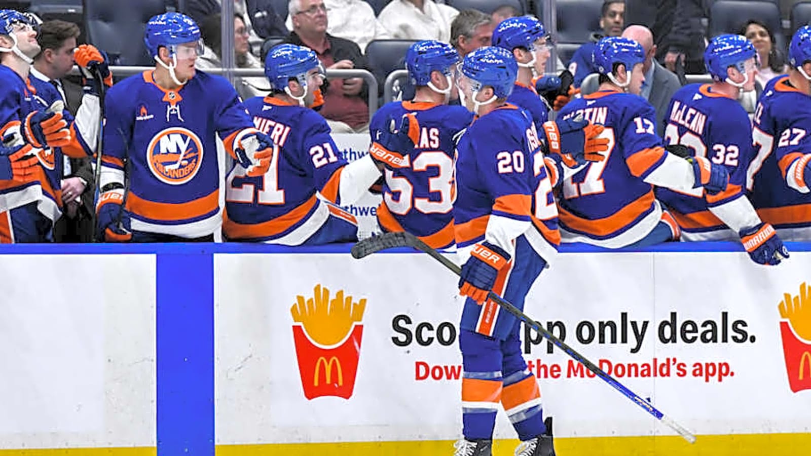 Blue Jackets Sign Former Islanders Forward