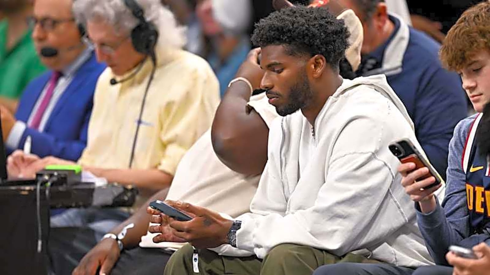 Shedeur Sanders, Tyler Warren, Mason Graham Prank Called During NFL Draft