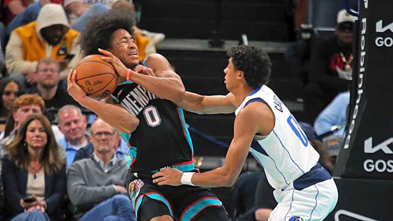 Dallas Mavericks defeat a shell of the Memphis Grizzlies