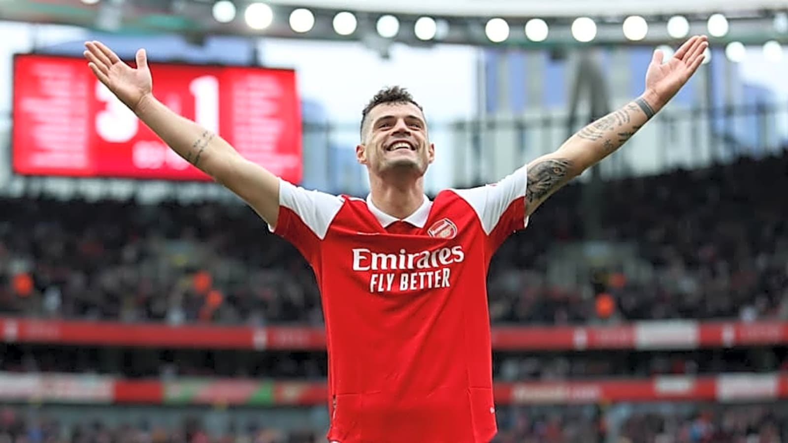  Sunderland Join Race for Arsenal Hero, Compete with AC Milan and Saudi Club