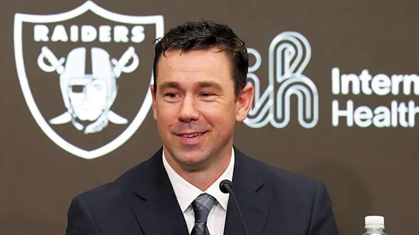 Klint Kubiak's Hiring Brings Various Resources to the Raiders