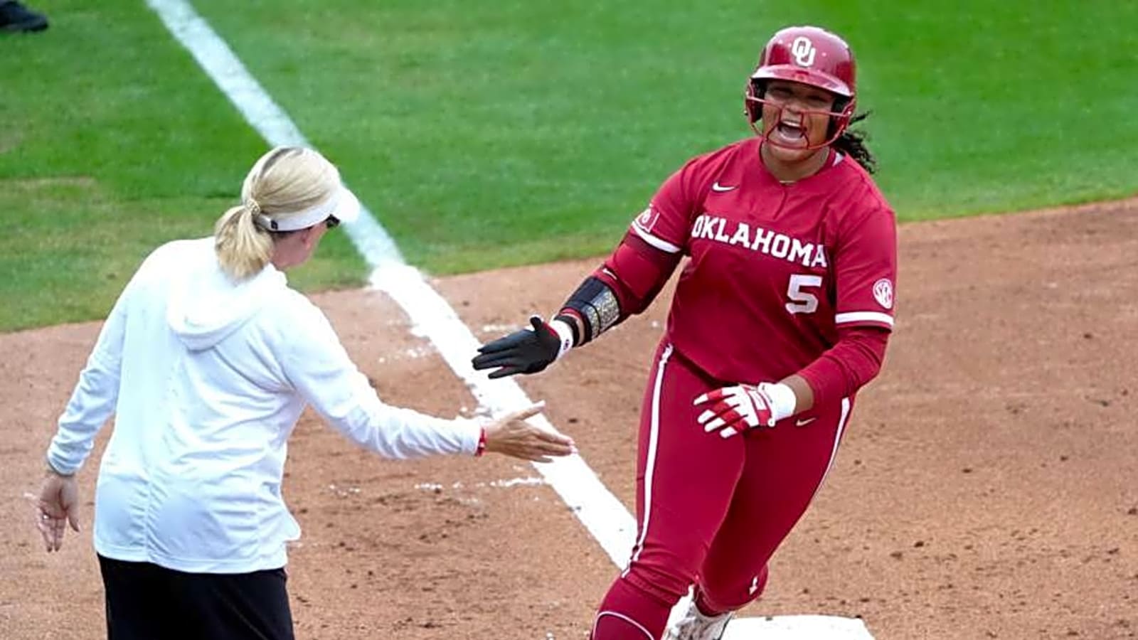 Softball America Reveals Final In-Season Outfield Rankings