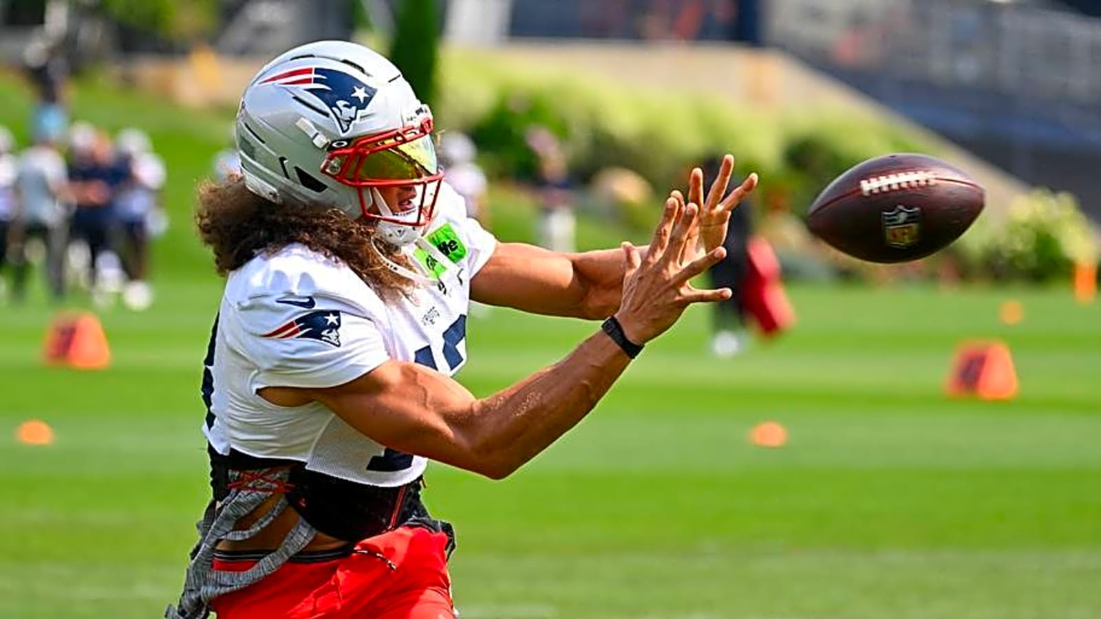 Patriots Training Camp Notebook: Veteran WRs Leads The Pack
