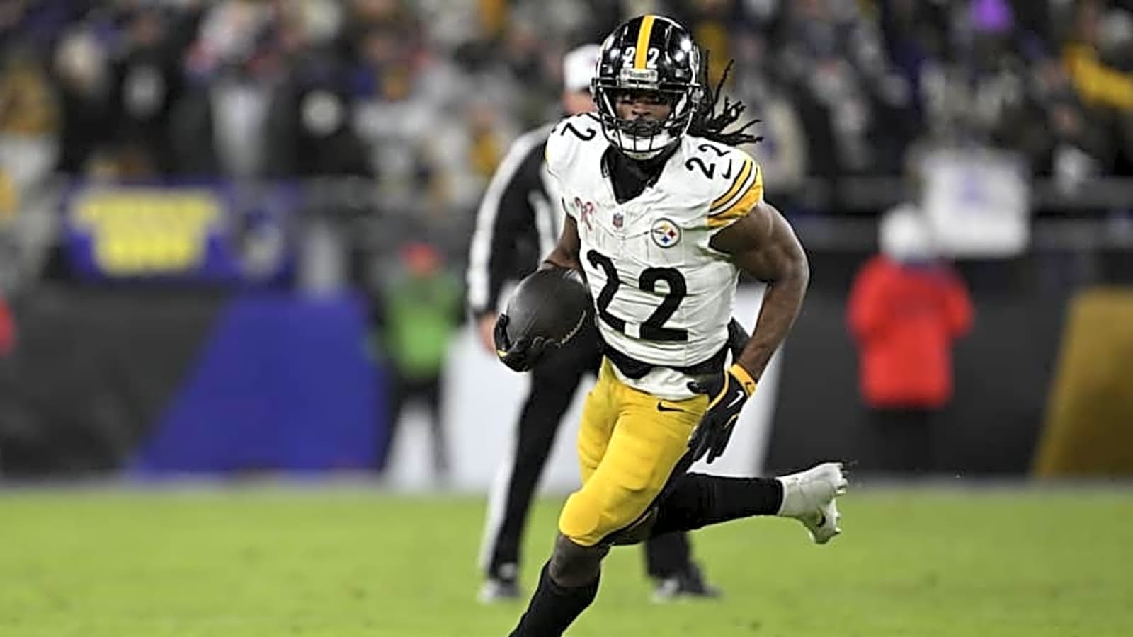 Former Steelers RB Najee Harris Injured in Fireworks Accident