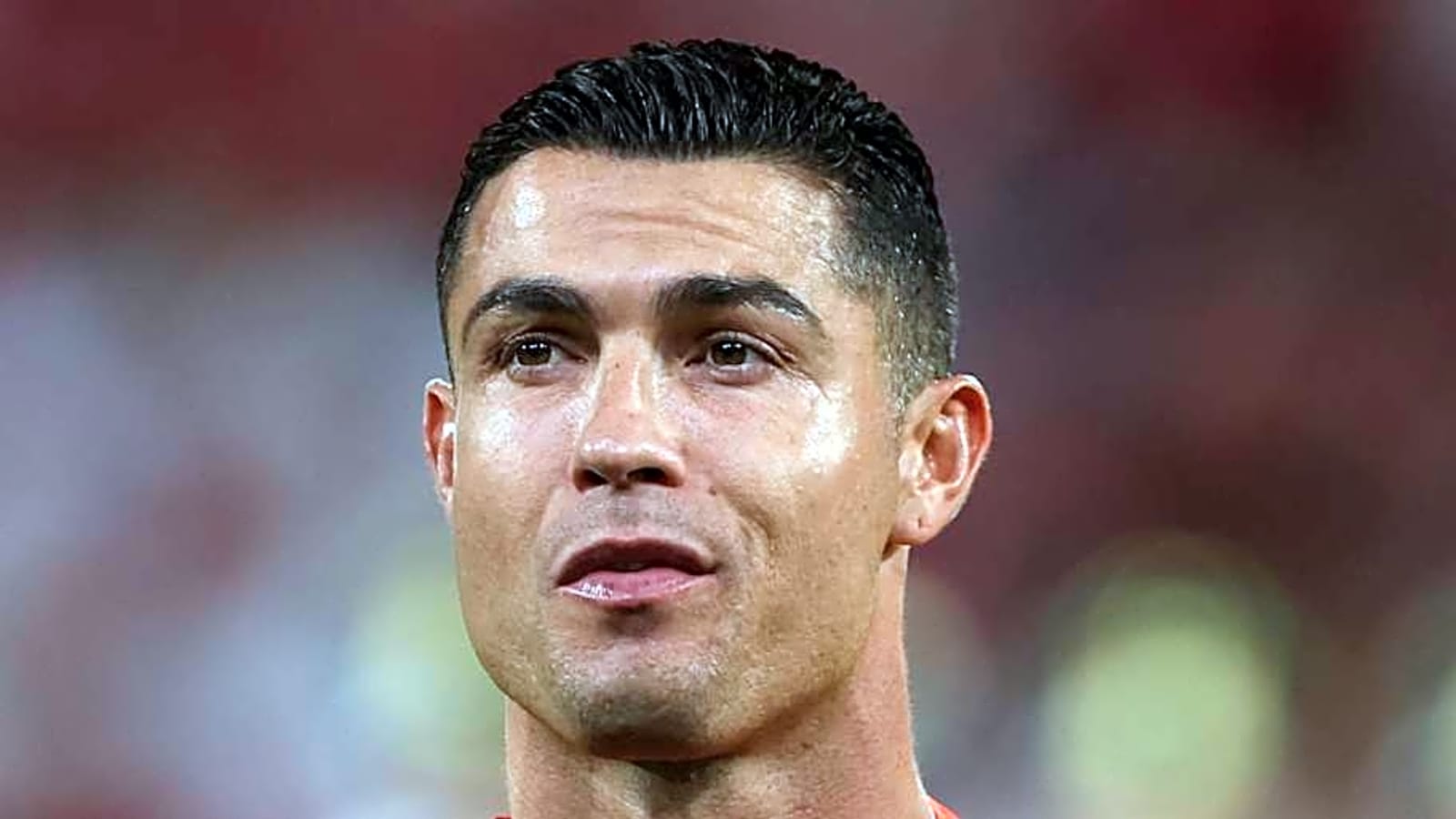 Former Barcelona Player Reveals Cristiano Ronaldo Called to Convince Him to Be His Teammate