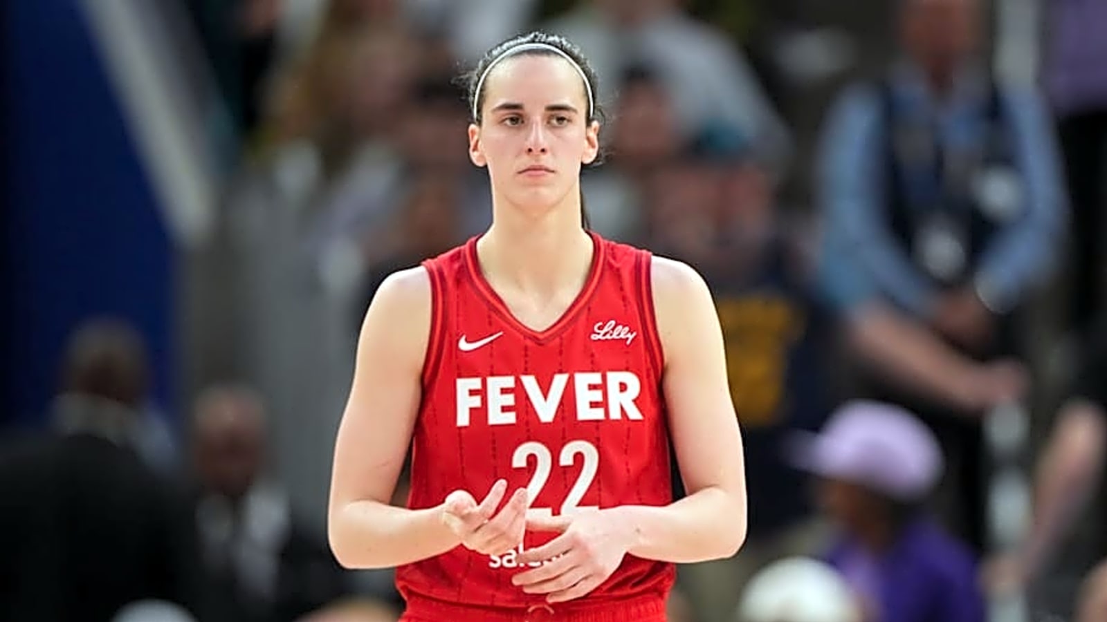 Fever Fans Notice Caitlin Clark&#39;s Physical Appearance Change Amid Injury
