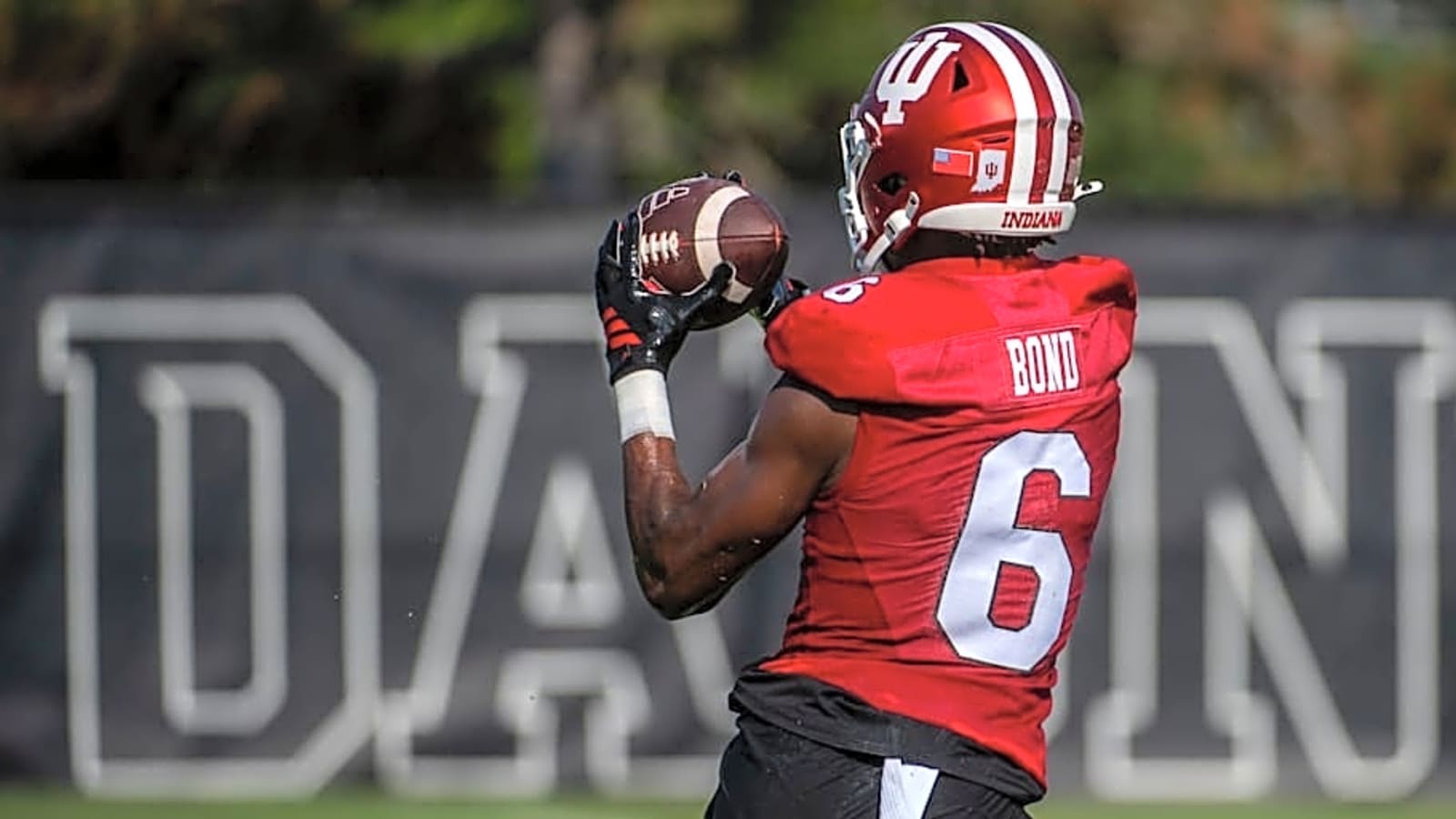 &#39;Spectacular&#39;: Indiana Football Freshman WR Lebron Bond &#39;In Position&#39; for Playing Time