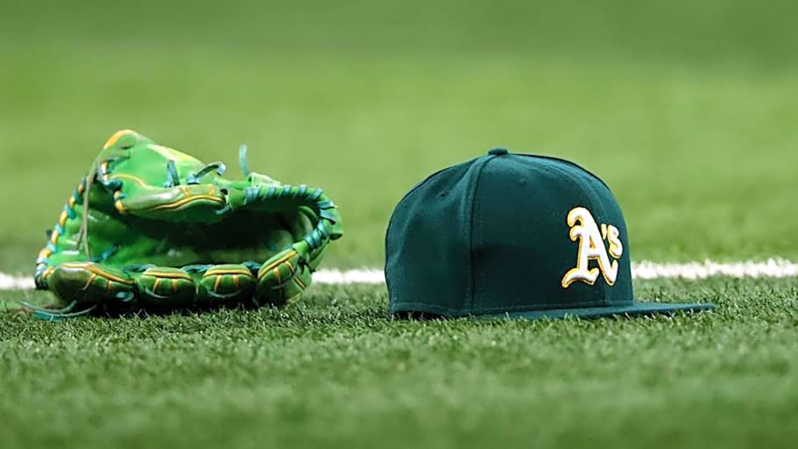 Mariners Lose 6-Year Veteran Pitcher To Athletics In Free Agency