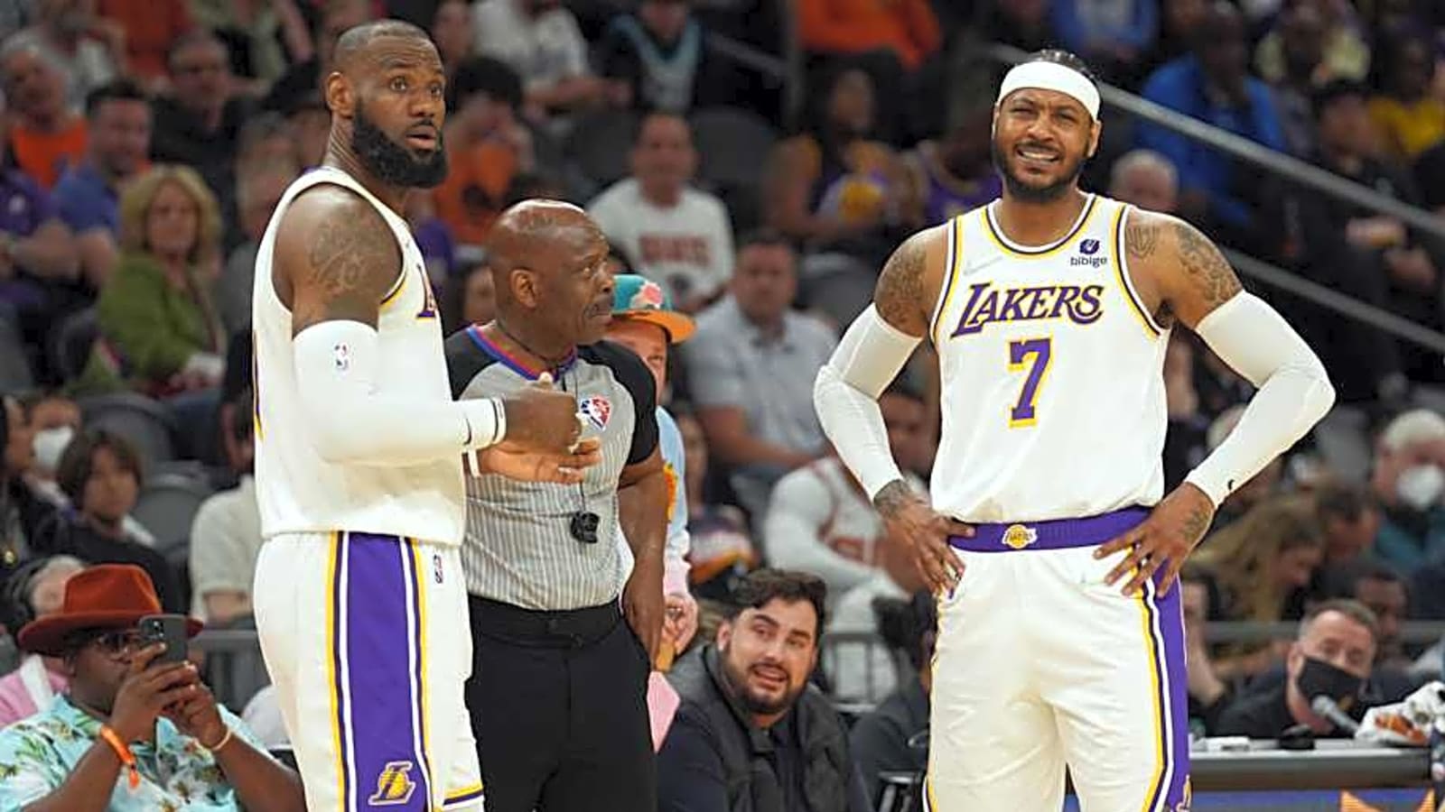 Ex-Lakers, Knicks Player Calls Out NBA Legend Carmelo Anthony