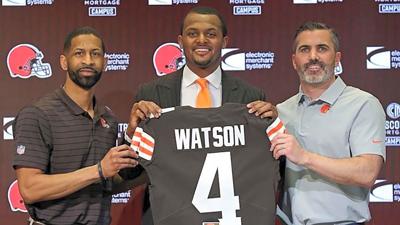 Browns Given Brutal Honesty About Deshaun Watson&#39;s Monster Contract