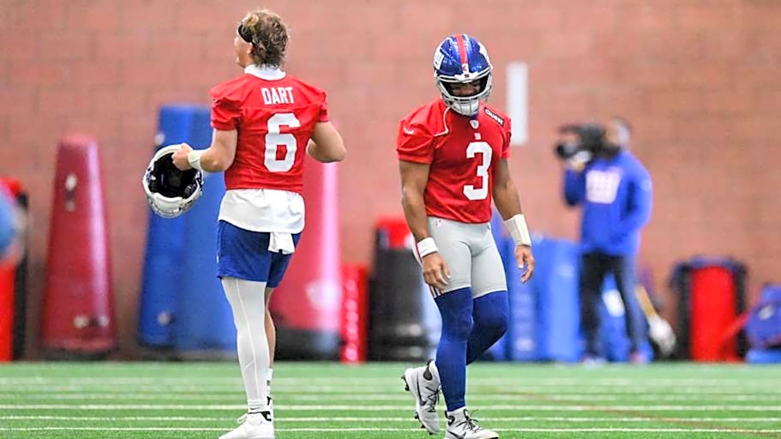 Former NFL Head Coach Weighs in on NY Giants&#39; Quarterbacks