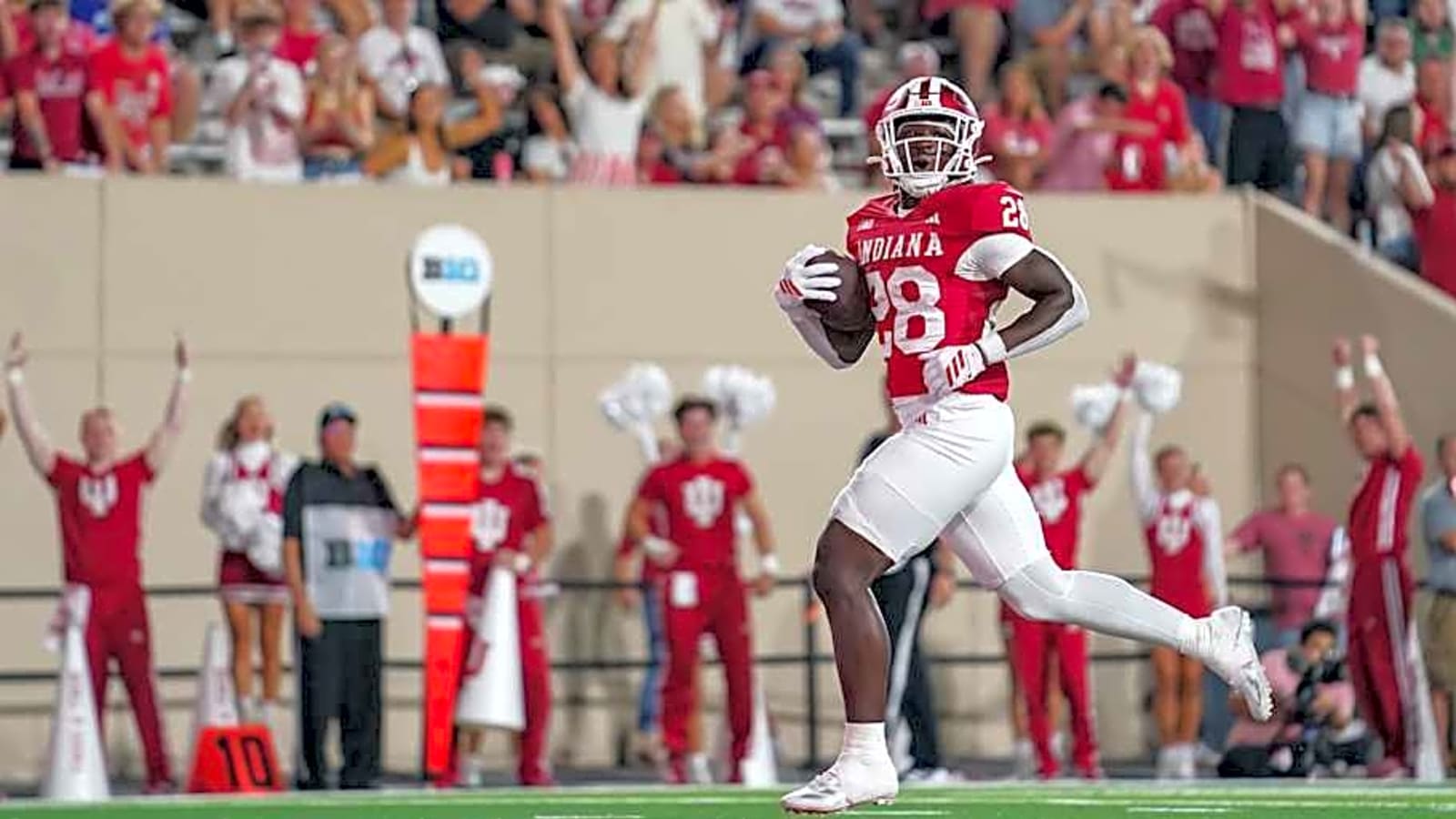 &#39;Extreme Upside&#39;: Indiana Football Confident in Khobie Martin as Lee Beebe Replacement