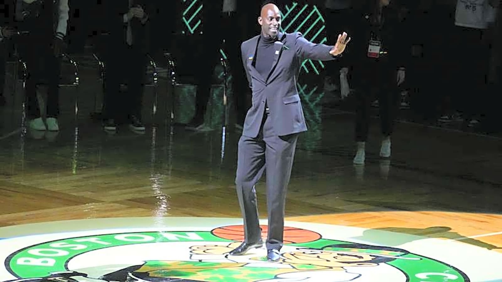 Celtics Notes: Jaylen Brown Injury Update, Kevin Garnett Named Surprise GOAT, NBA Fans Love Boston