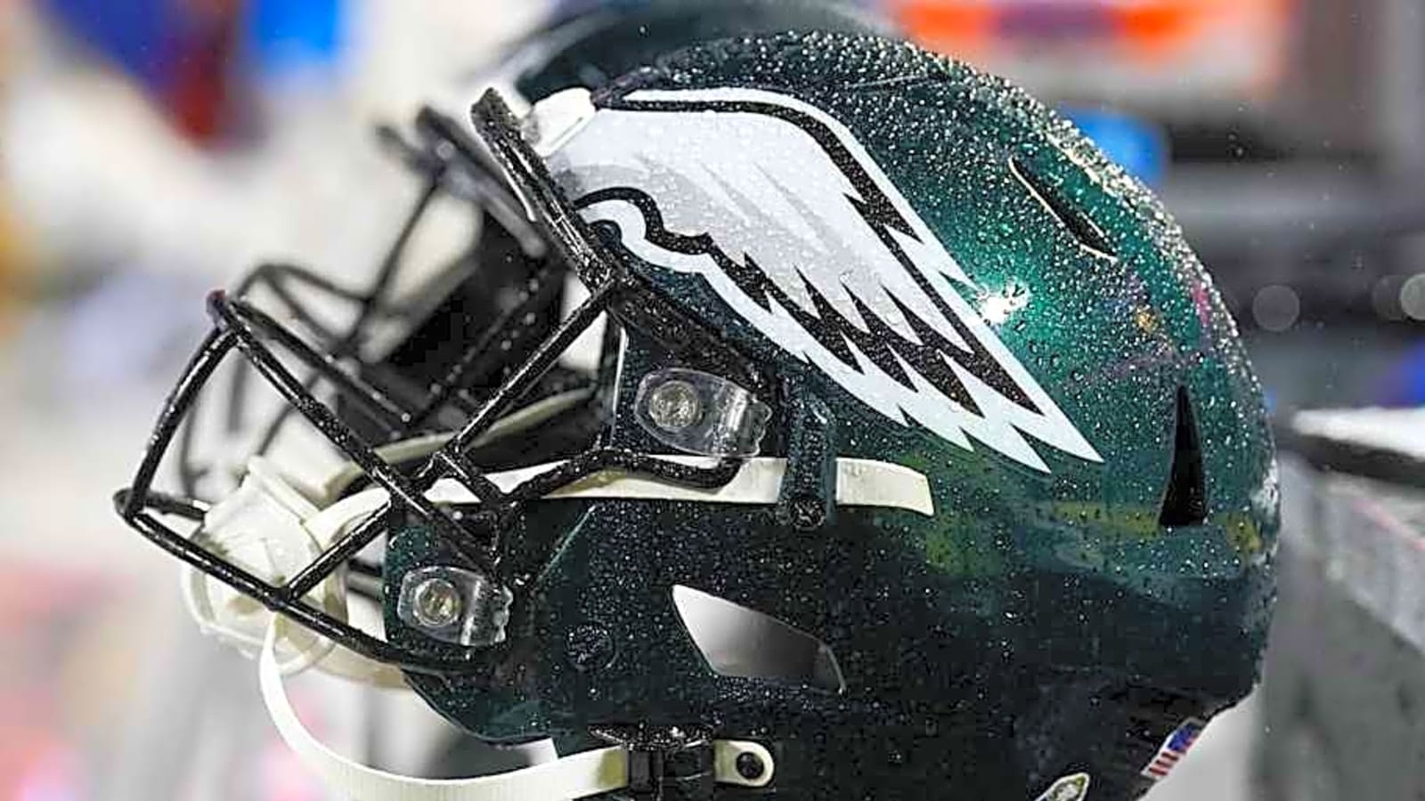 Eagles Urged To Sign Ex-Falcons, Broncos Star