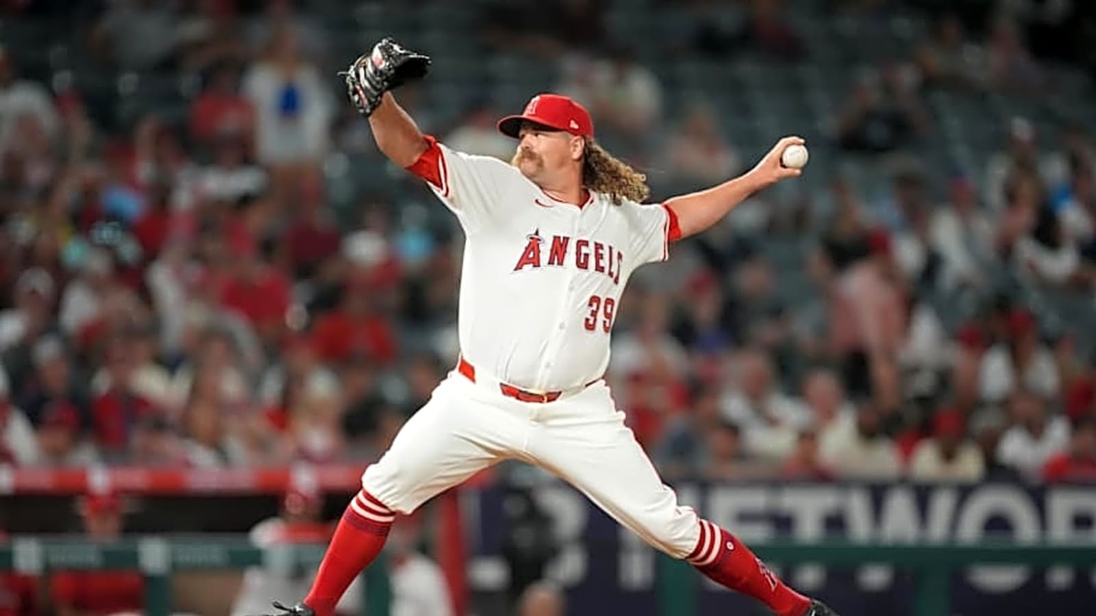 Cardinals Potential Andrew Chafin Fit Comes With a Catch