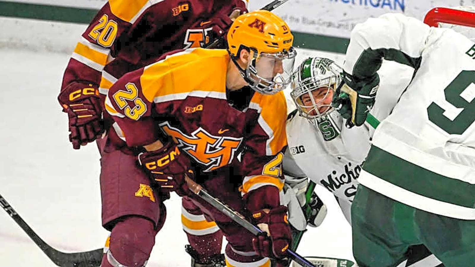 Gopher Hockey Reportedly Losing Veteran to Transfer Portal