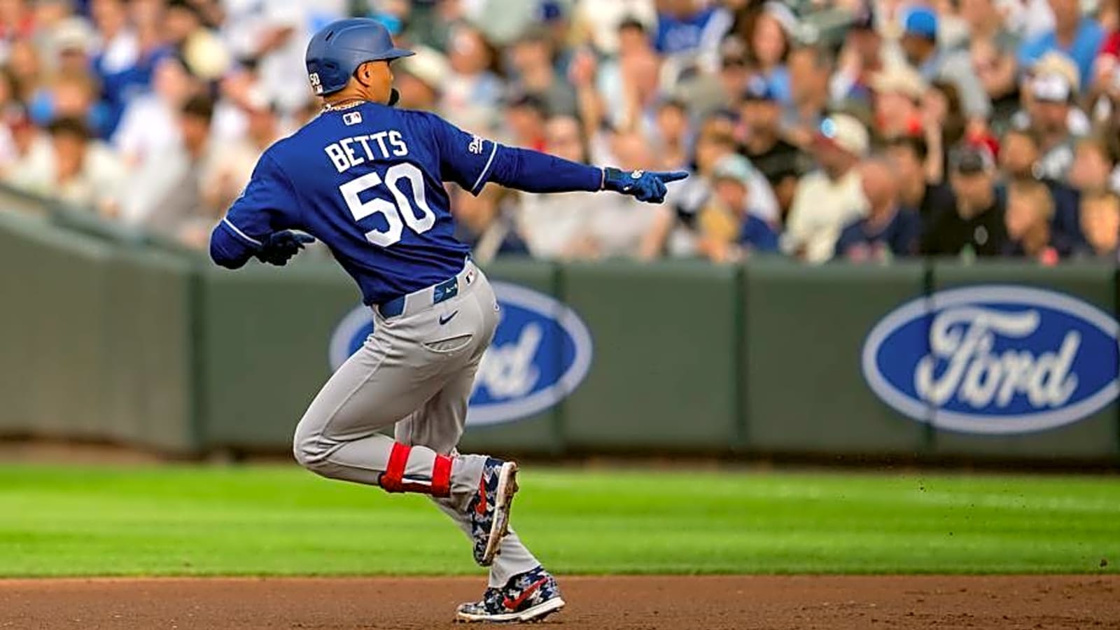Dodgers’ Mookie Betts Feels Like Steph Curry Right Now