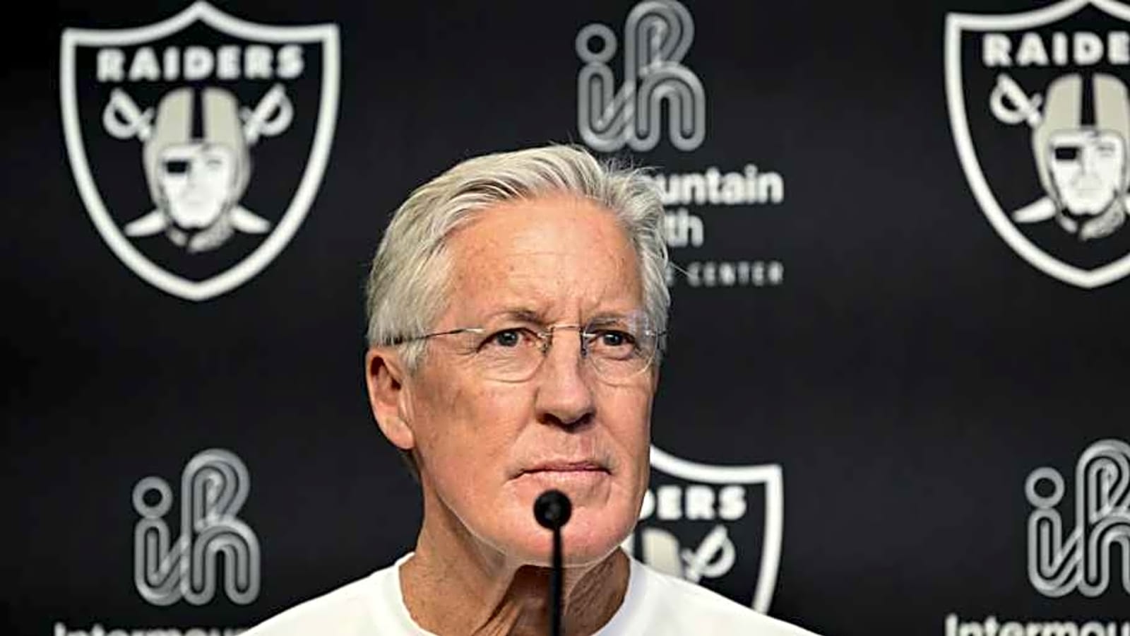 Raiders New Coaching Staff Fixes a lot of Problems