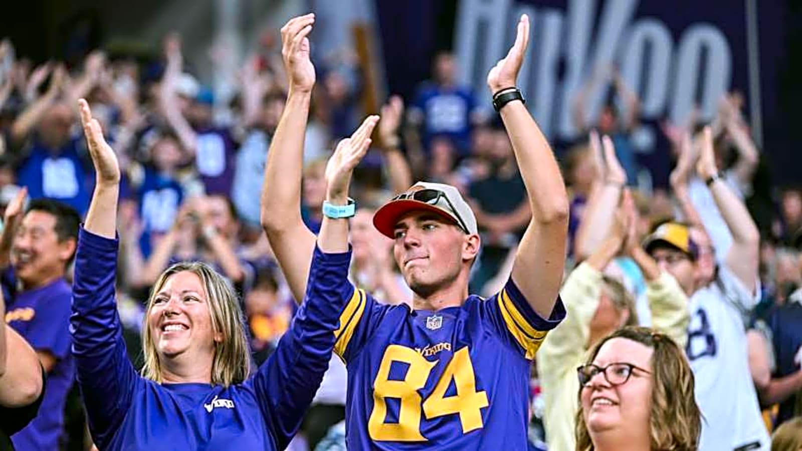 Power rankings: Vikings sit just inside top 10 as opener looms