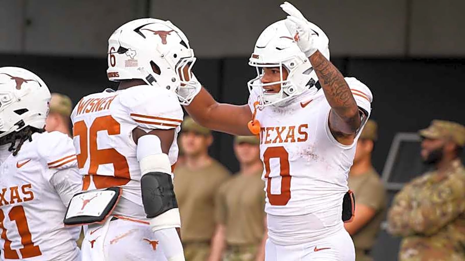 Texas Longhorns 2026 Recruiting Class Moves Up After Latest Commitment